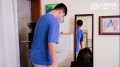 หนังโป๊จีนเพื่อนของเมียมาเที่ยวบ้าน เลยถูกผัวของเพื่อนแอบเย็ดหีในห้องน้ำอย่างตื่นเต้นมากเลยครับ