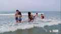 หนังxxxจีนวัยรุ่นนัดกันไปเล่นน้ำที่ชายหาด